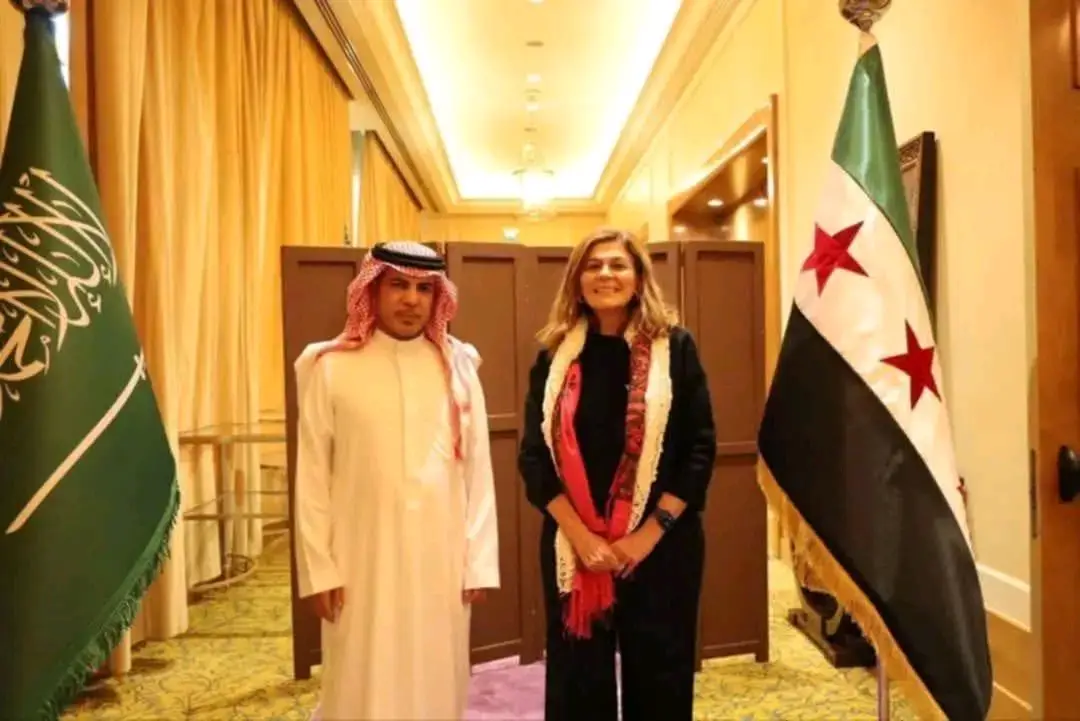 الوزيرة هند قبوات في فعالية السفارة السعودية 